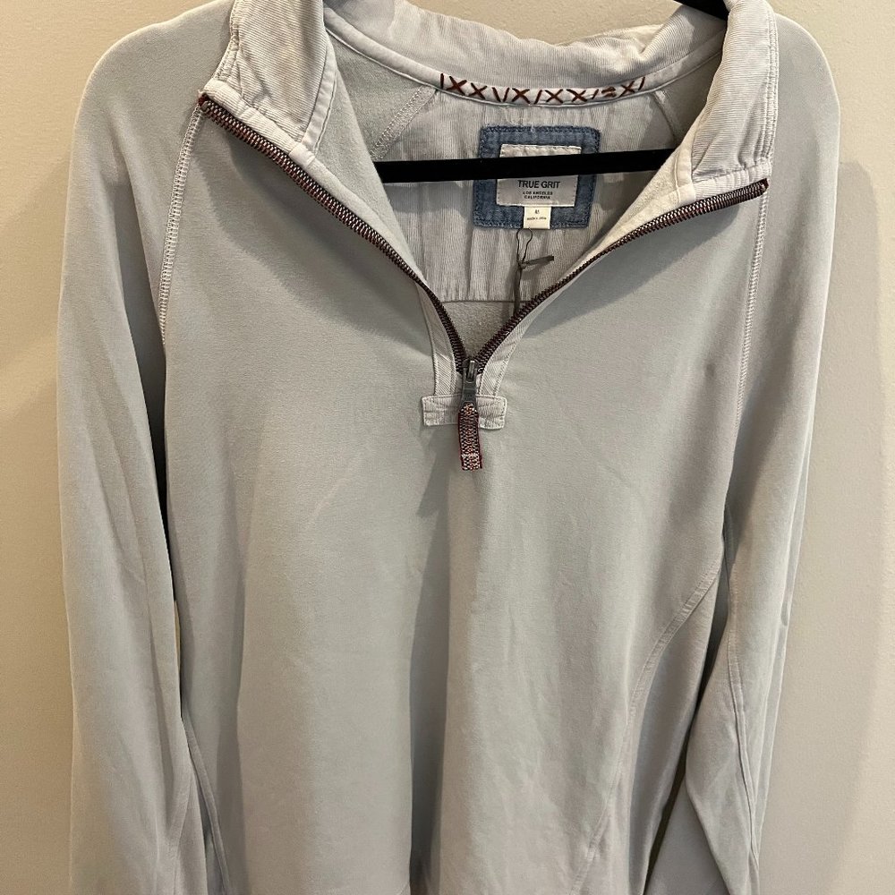 Mens Medium True Grit Light Gray Half Zip